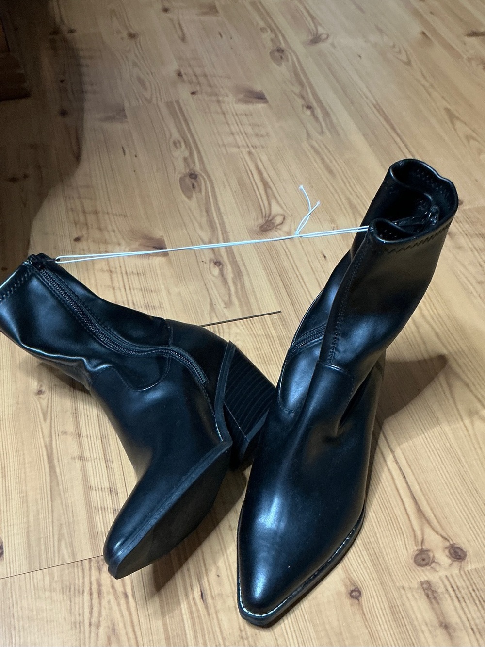 Universal Thread Black Pointed-Toe Mid-Calf Zip Boots